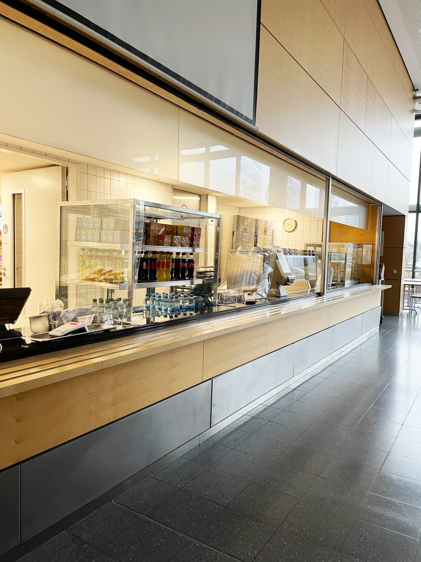 Studierendenwerk Koblenz - Ausgabetheke Mensaria