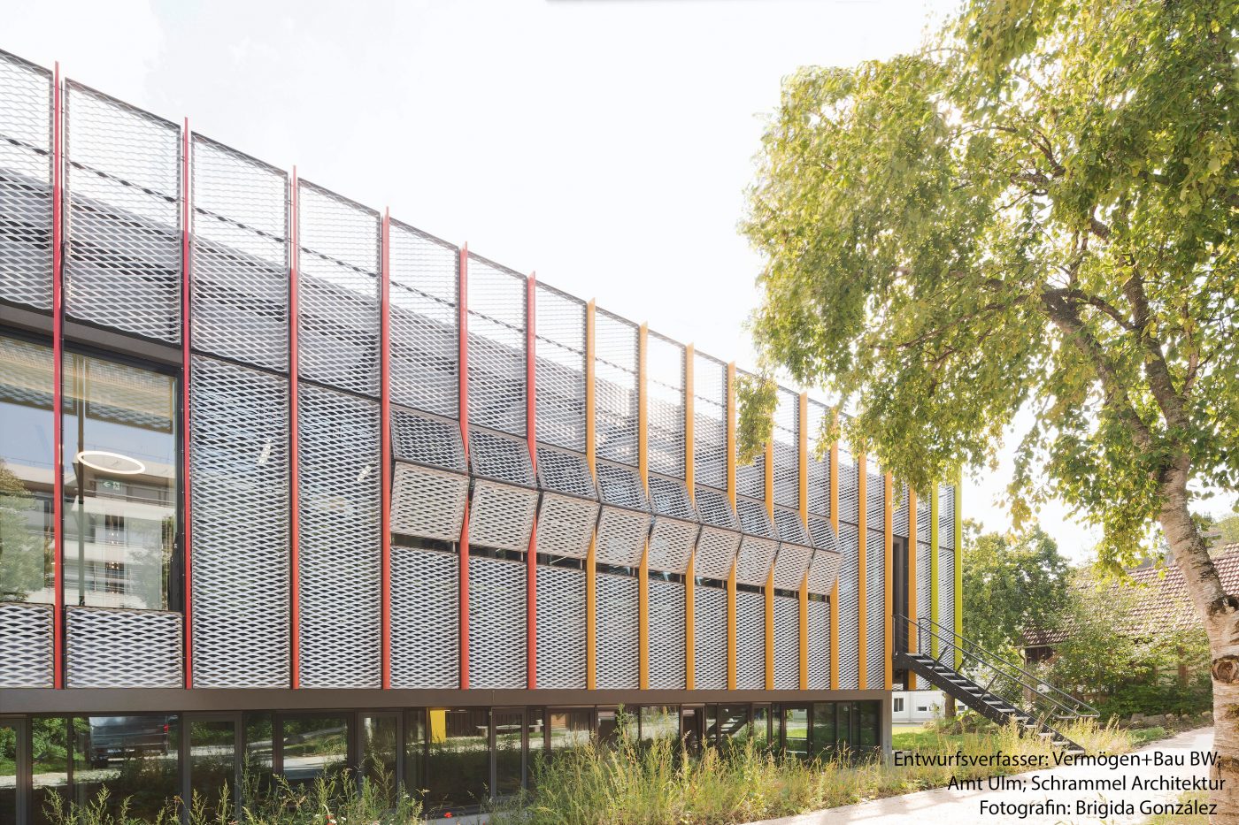 Außenansicht Universität Ulm geplant von vtechnik Planung GmbH